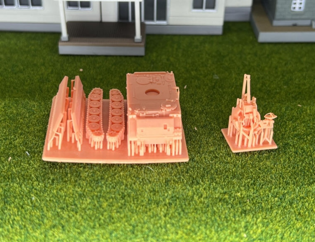 922 1/144 M163 対空自走砲