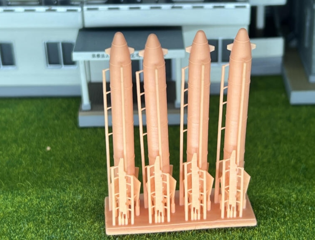 900 1/144 SU-24用 PTB-3000 増槽 4枚入