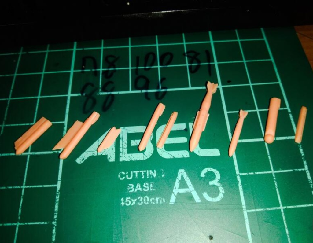 844 1/144 爆弾誘導装置と爆弾セット