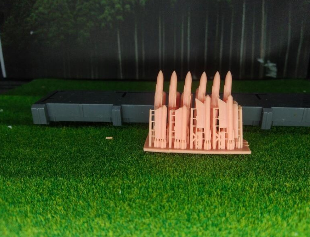 844 1/144 爆弾誘導装置と爆弾セット