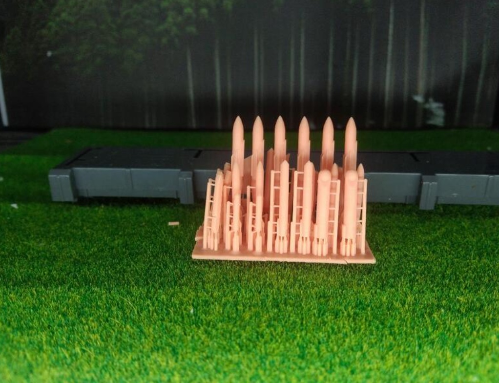 844 1/144 爆弾誘導装置と爆弾セット