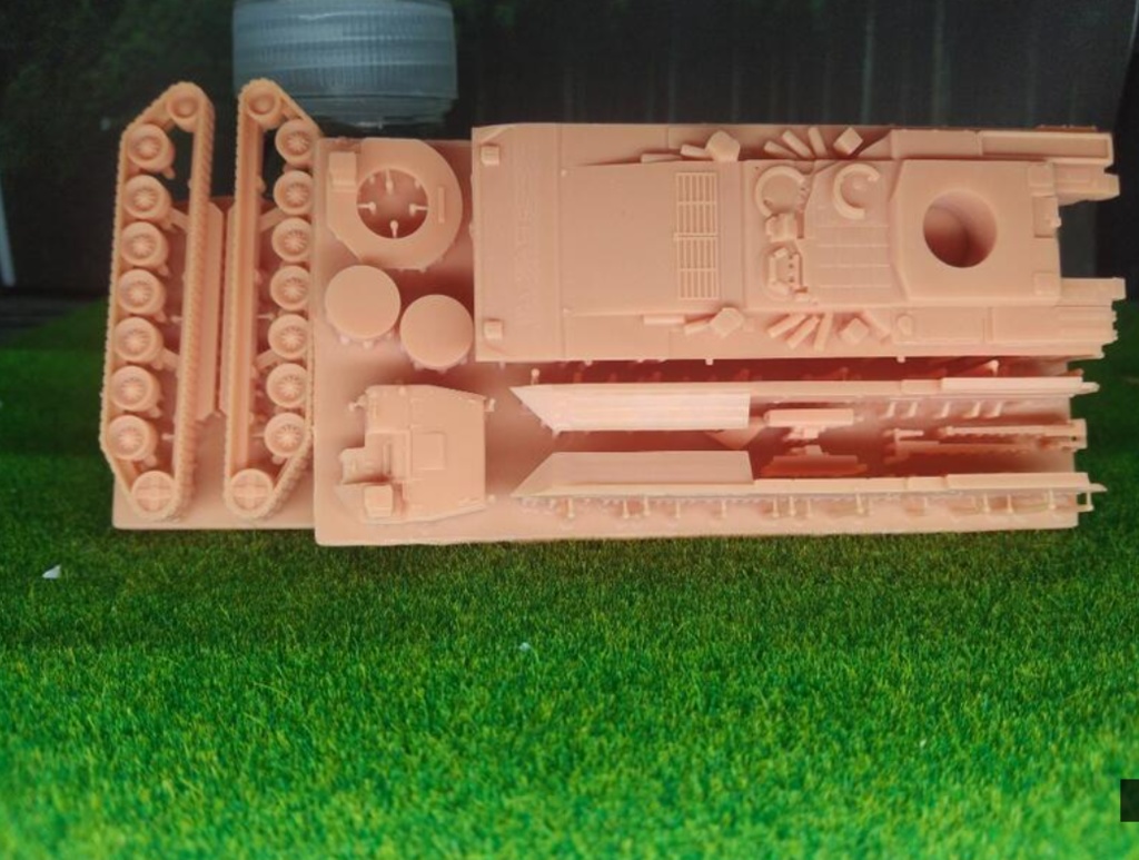 834 1/144 T-15 アルマータ 歩兵戦闘車