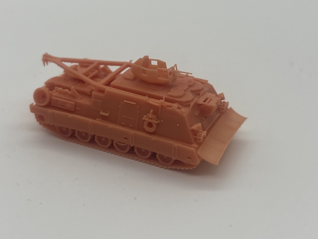 1620 1/144 M88A2 HERCULES 装甲回収車