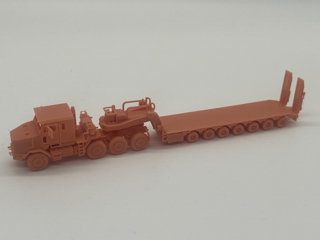 1623 1/144 オシュコシュ M1070A1 & トレーラー
