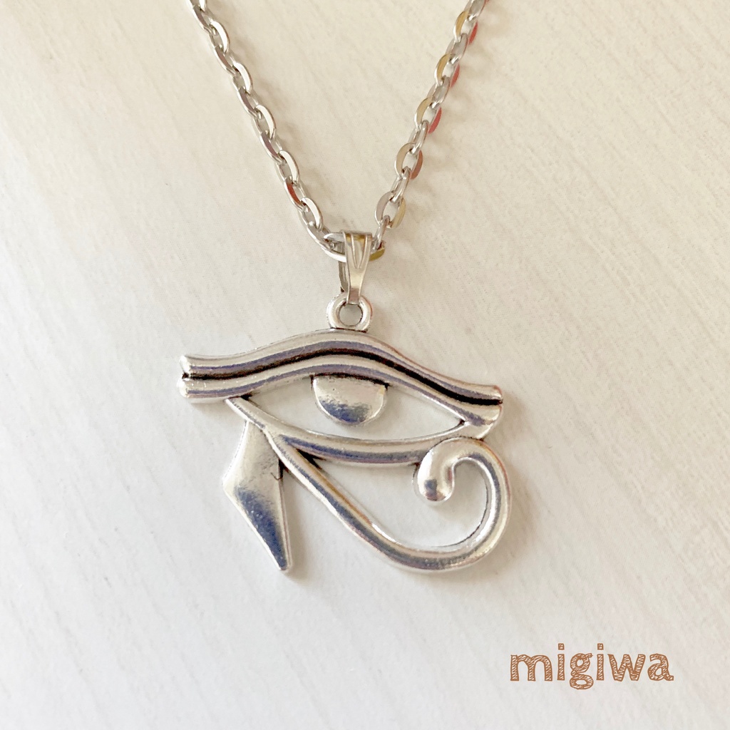 太古の眼差しネックレス