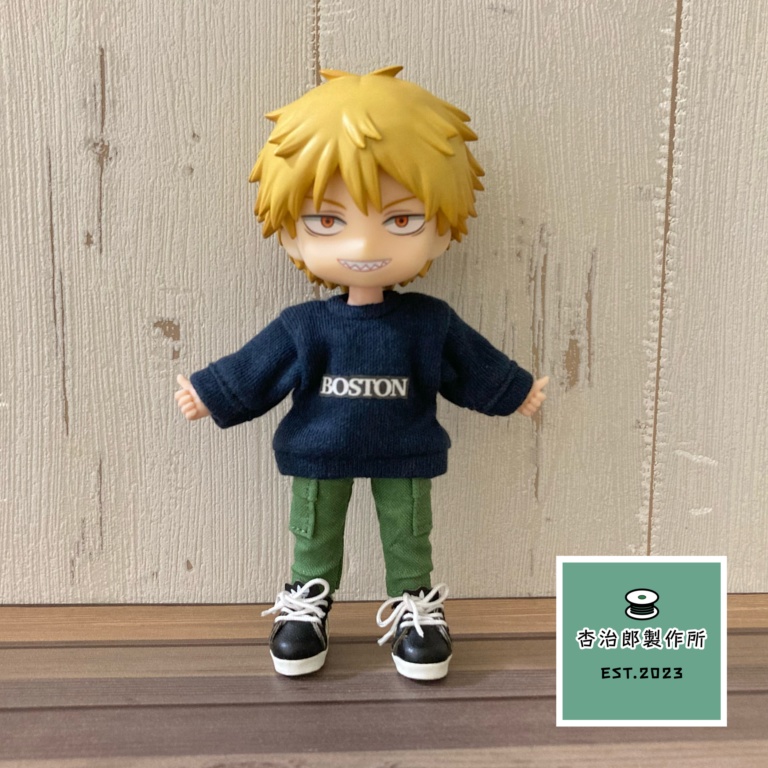 きまぐれ英字ロゴトレーナー