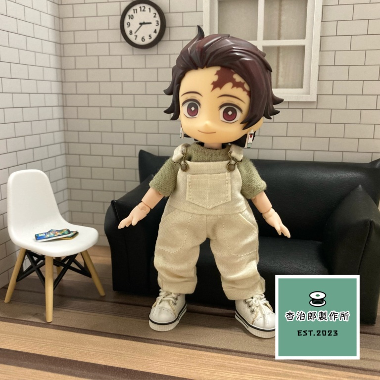 大人カジュアルなオーバーオール