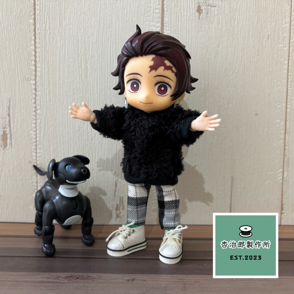 黒モコモコモコトレーナー