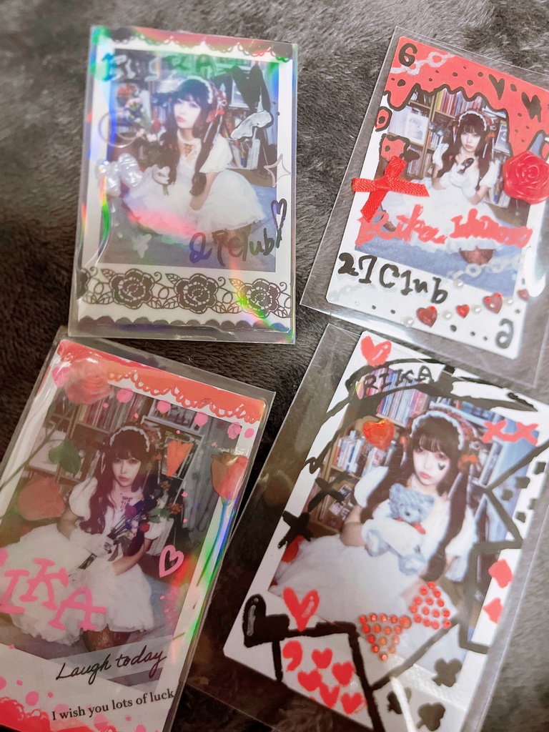 デコデコチェキ