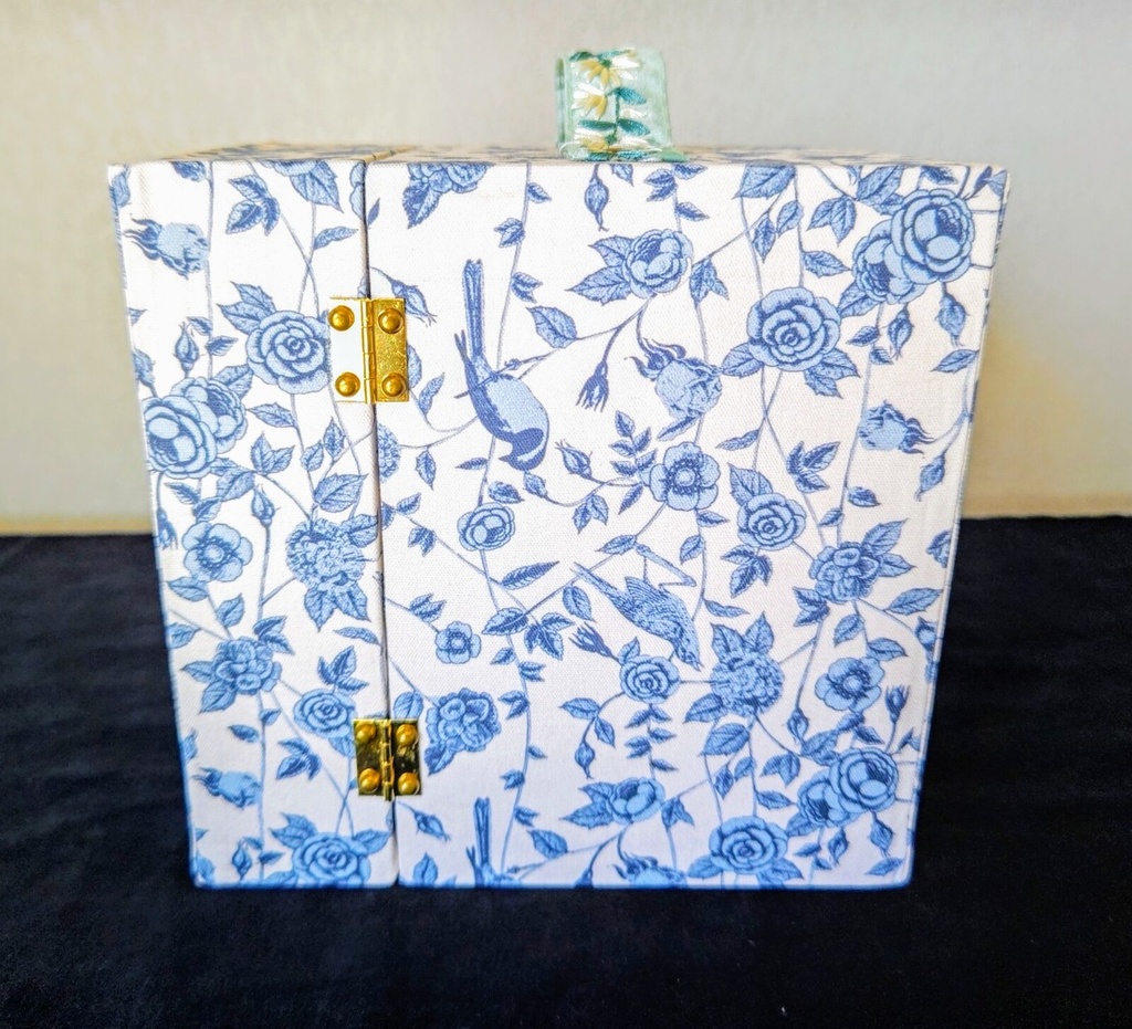 ぬい服(ドール服) 収納クローゼット