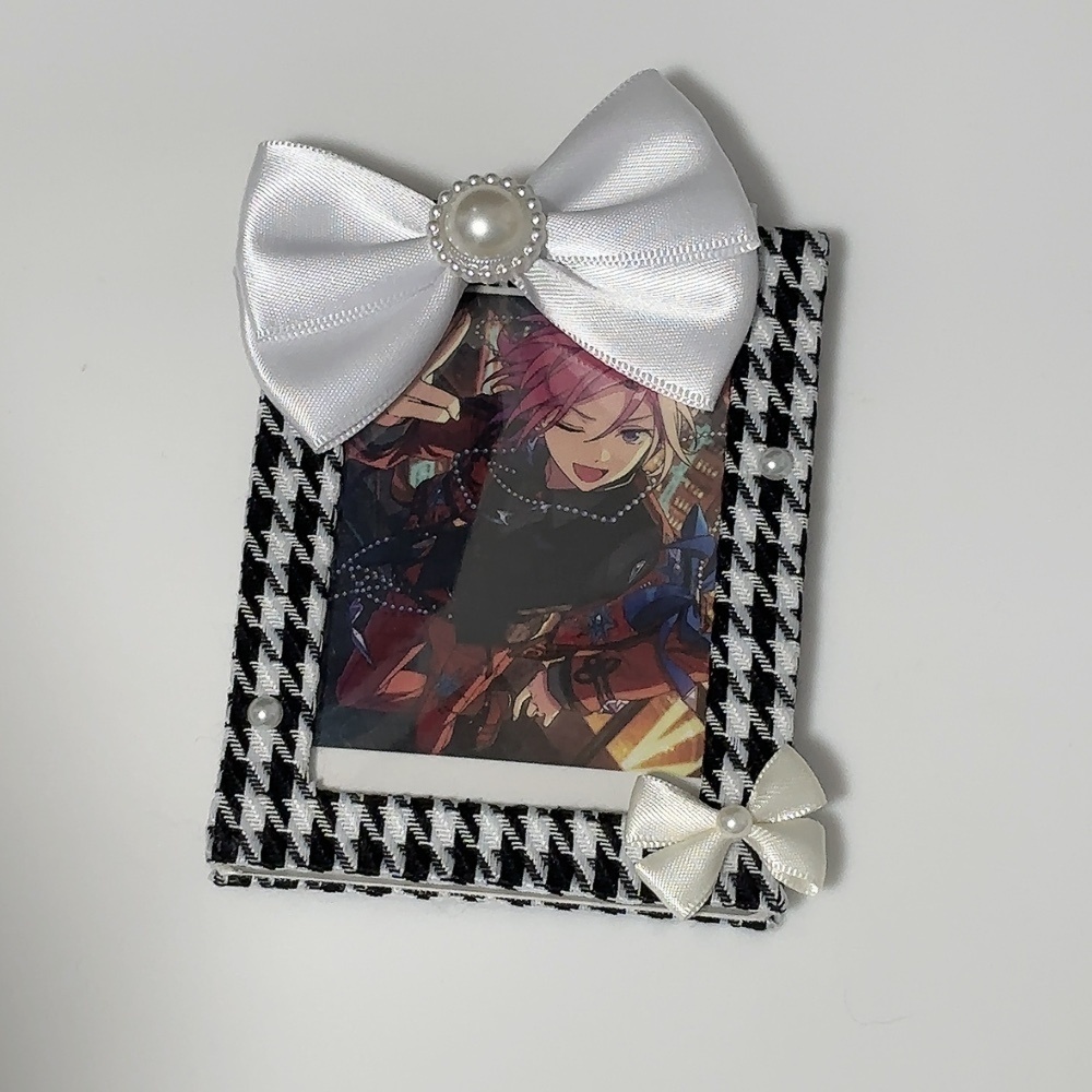 【B8】トレカケース 硬質ケースデコ