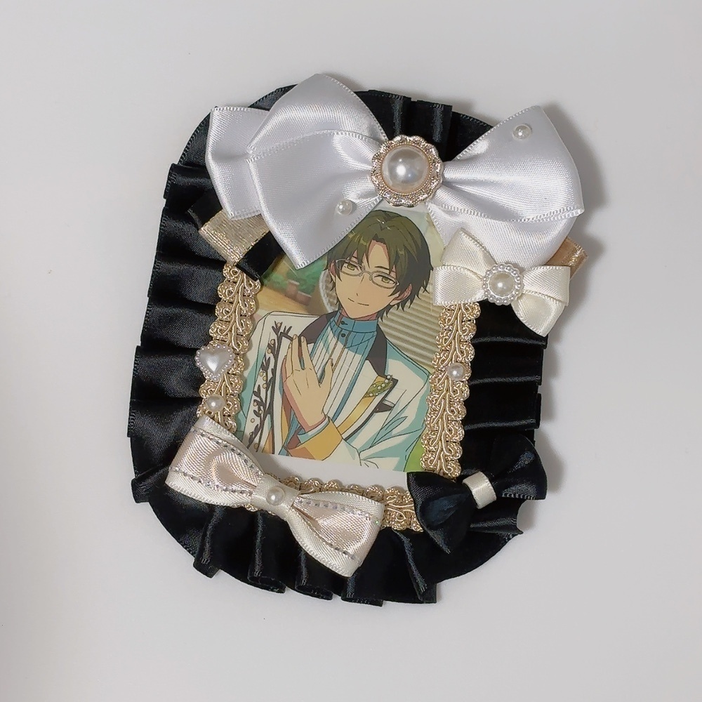 【B8】トレカケース 硬質ケースデコ