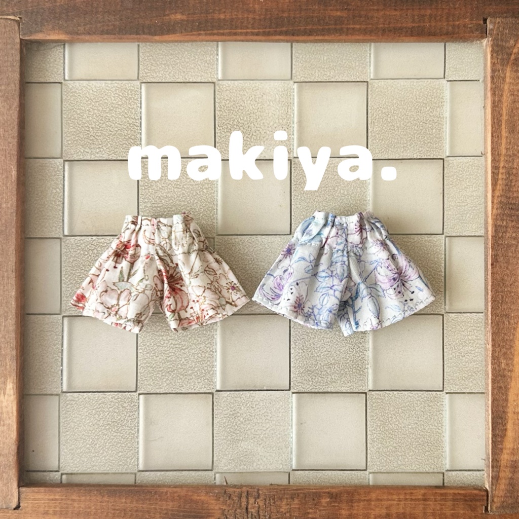 お花のフレアパンツ