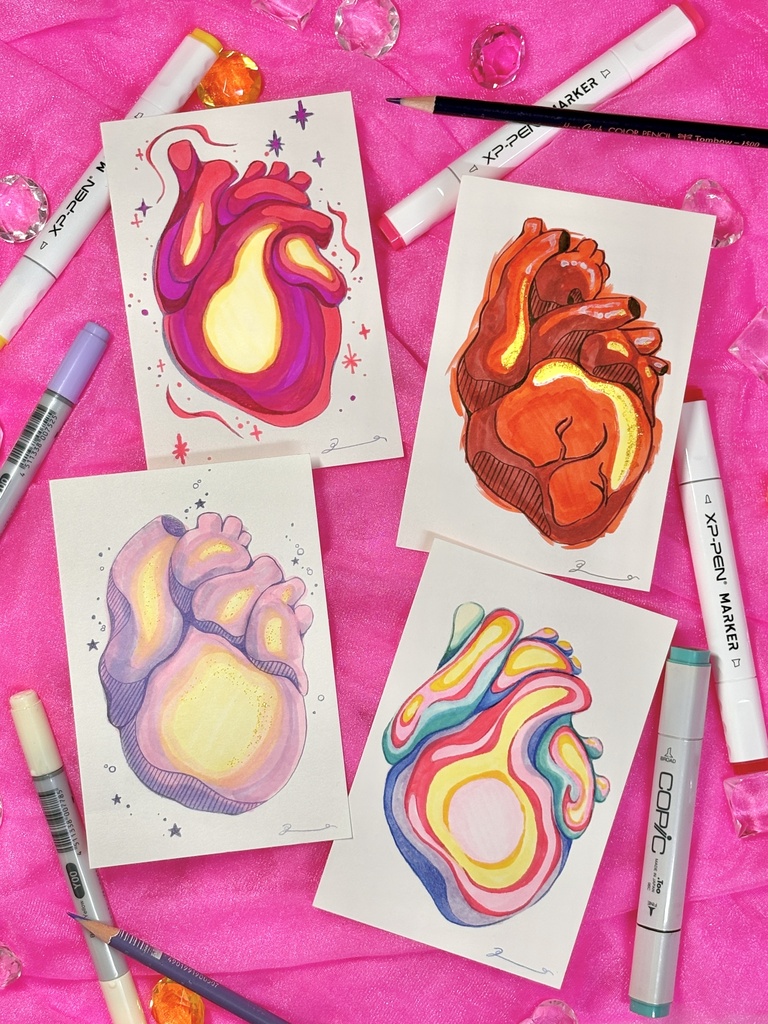 【Original Artwork Set】4 Heart Postcards 🫀 /【原画セット】4点の心臓ポストカード