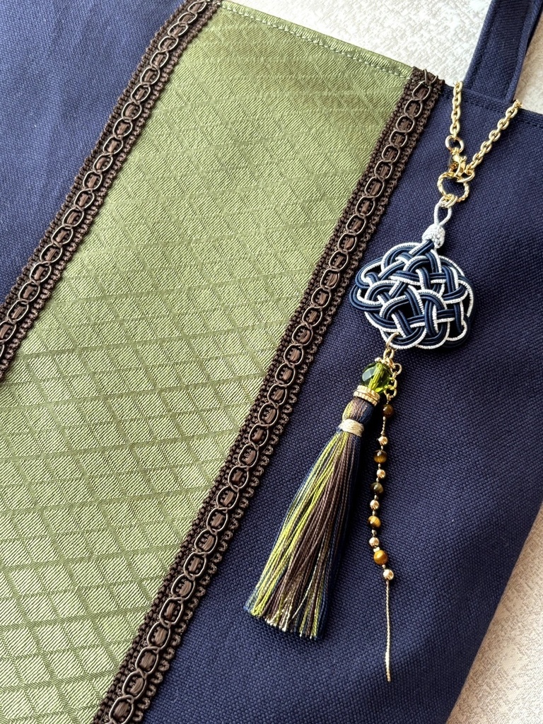 瑞屋×繭結コラボ作品 折りマチトートバッグ×水引チャーム