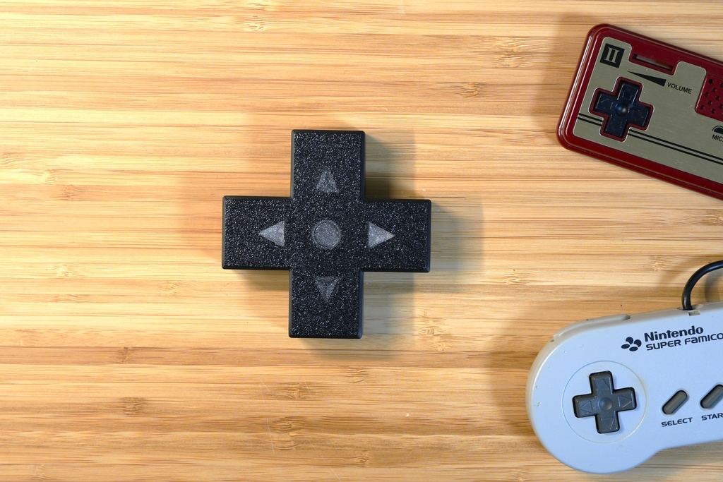 十字キー型 ゼロ遅延USB切替器