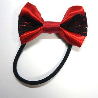 【ゴム部ゆがみあり】赤サテンのリボンポニーゴム
