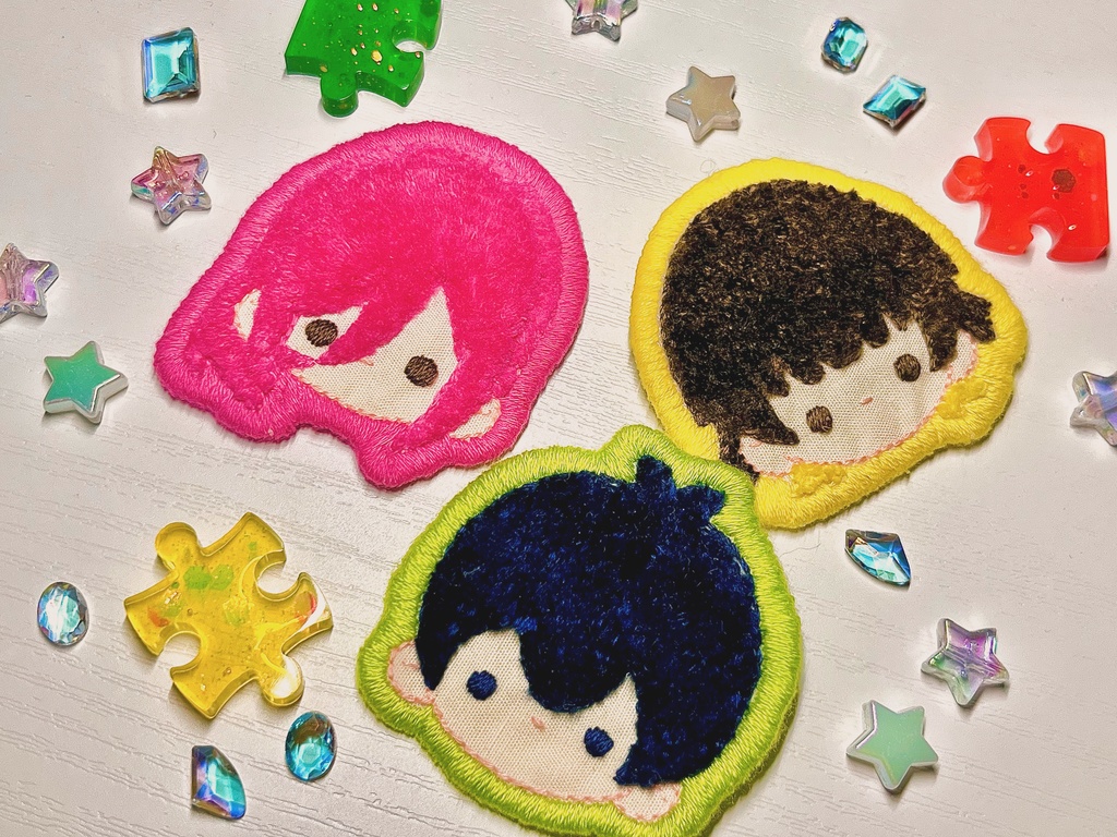 ブルロ　モコモコ刺繍ワッペンバッジ