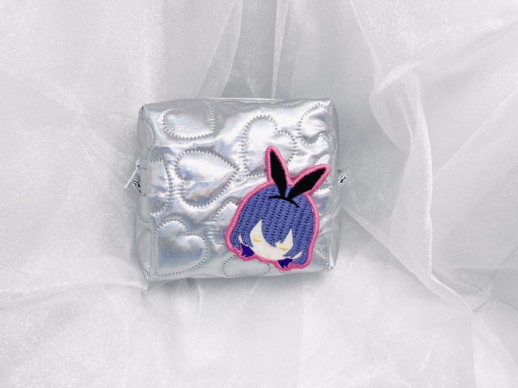 にじヴィラン刺繍ワッペンポーチ