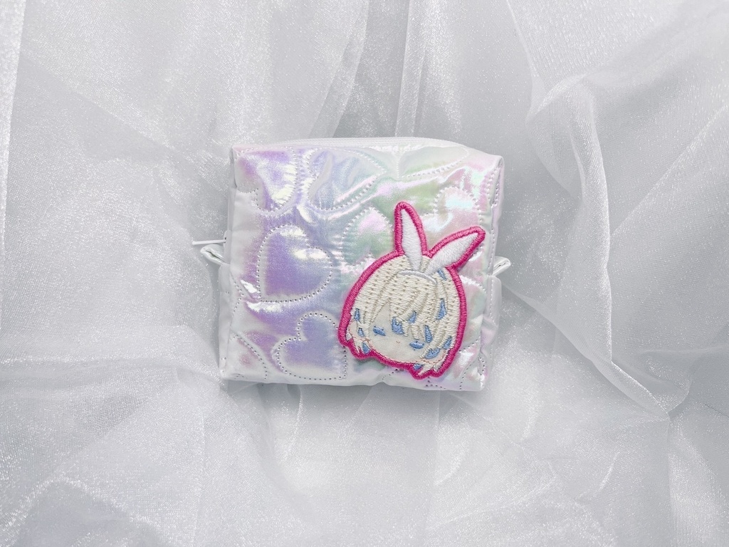 にじヴィラン刺繍ワッペンポーチ