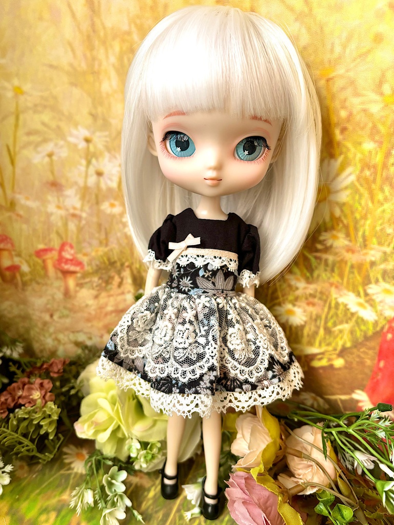 レース重ねのワンピース