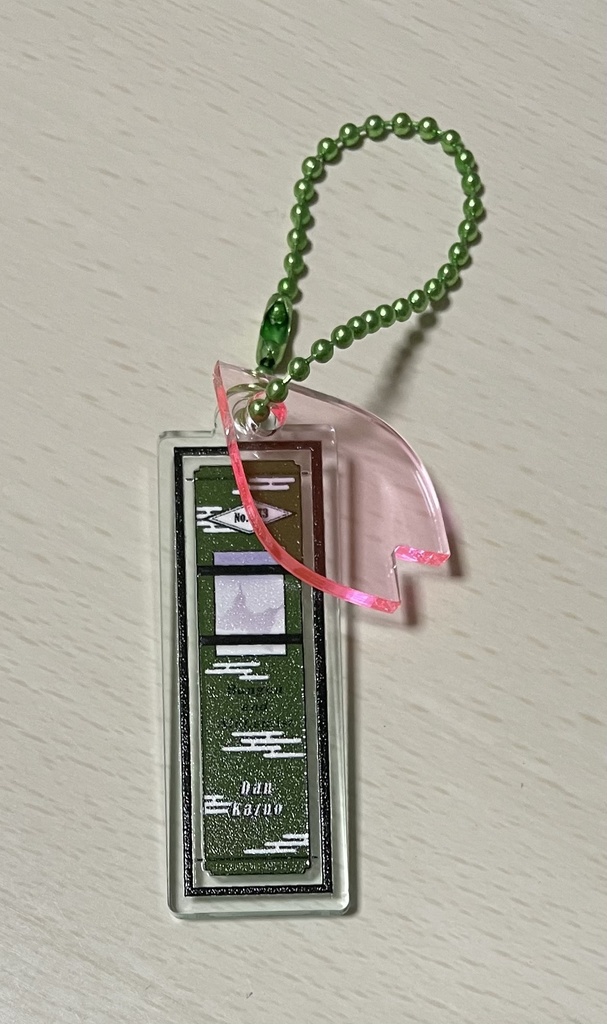 【値下げしました】栞アクキー