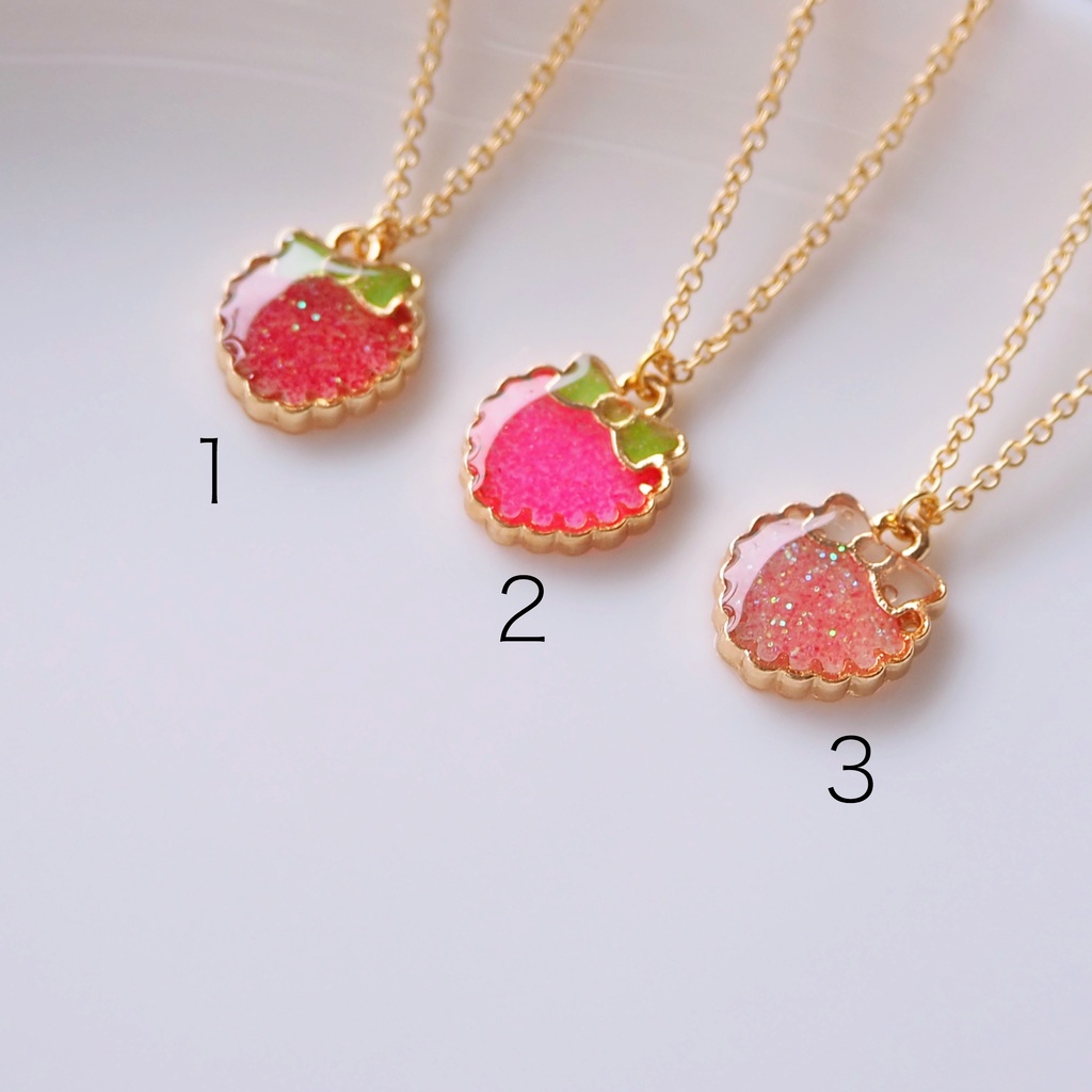 ぷっくりキラキラネックレス(いちご)