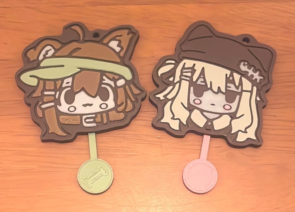 まめひなたとキプフェルのチョコ風キーホルダー