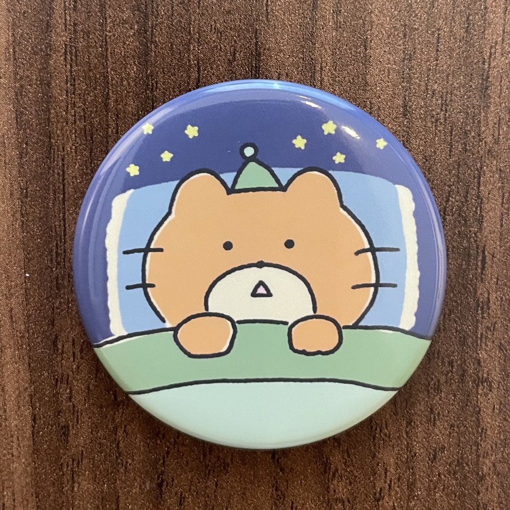 ねこぐま丸型缶バッジ【寝れない】