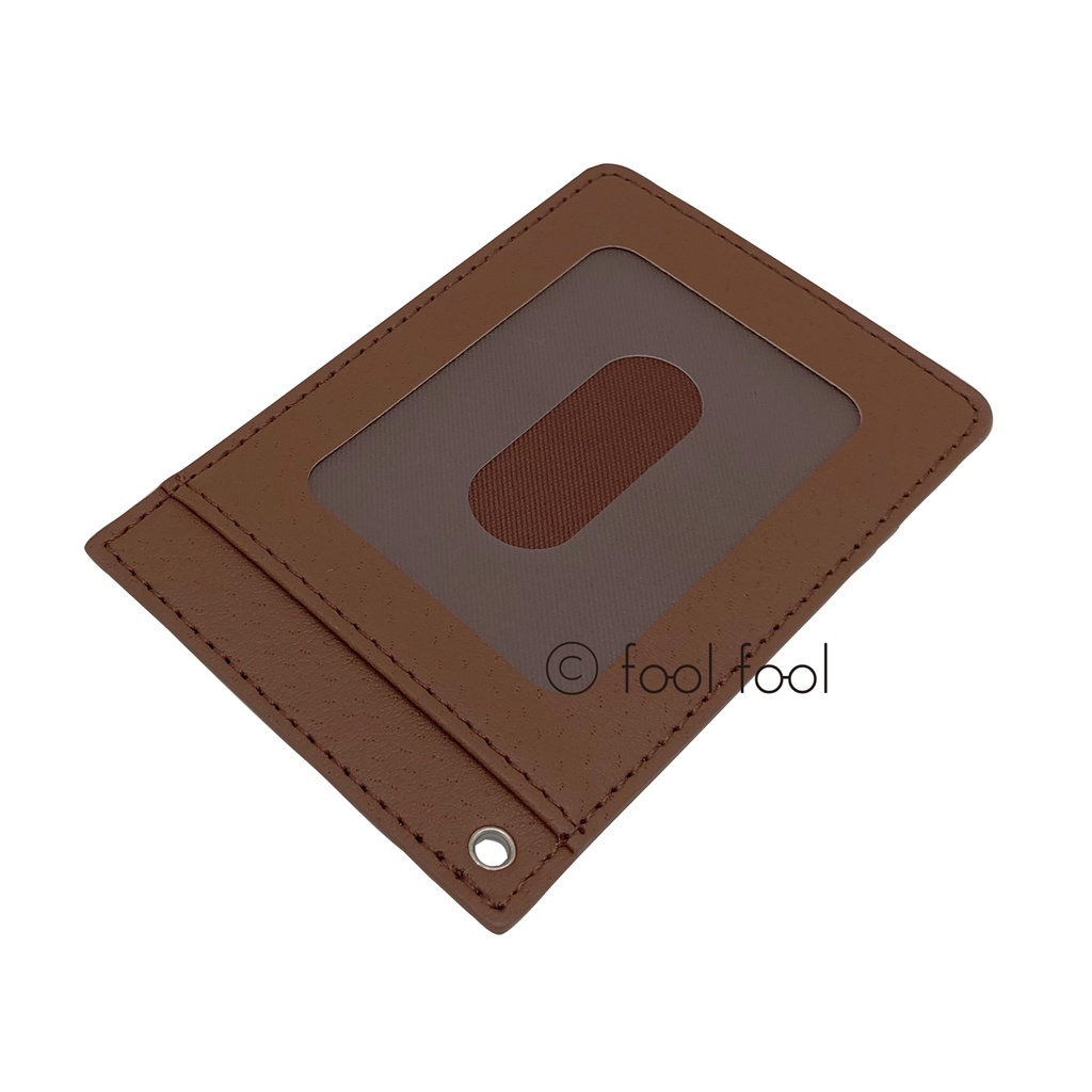 パスケース “今日は何着てどこへ行く?”