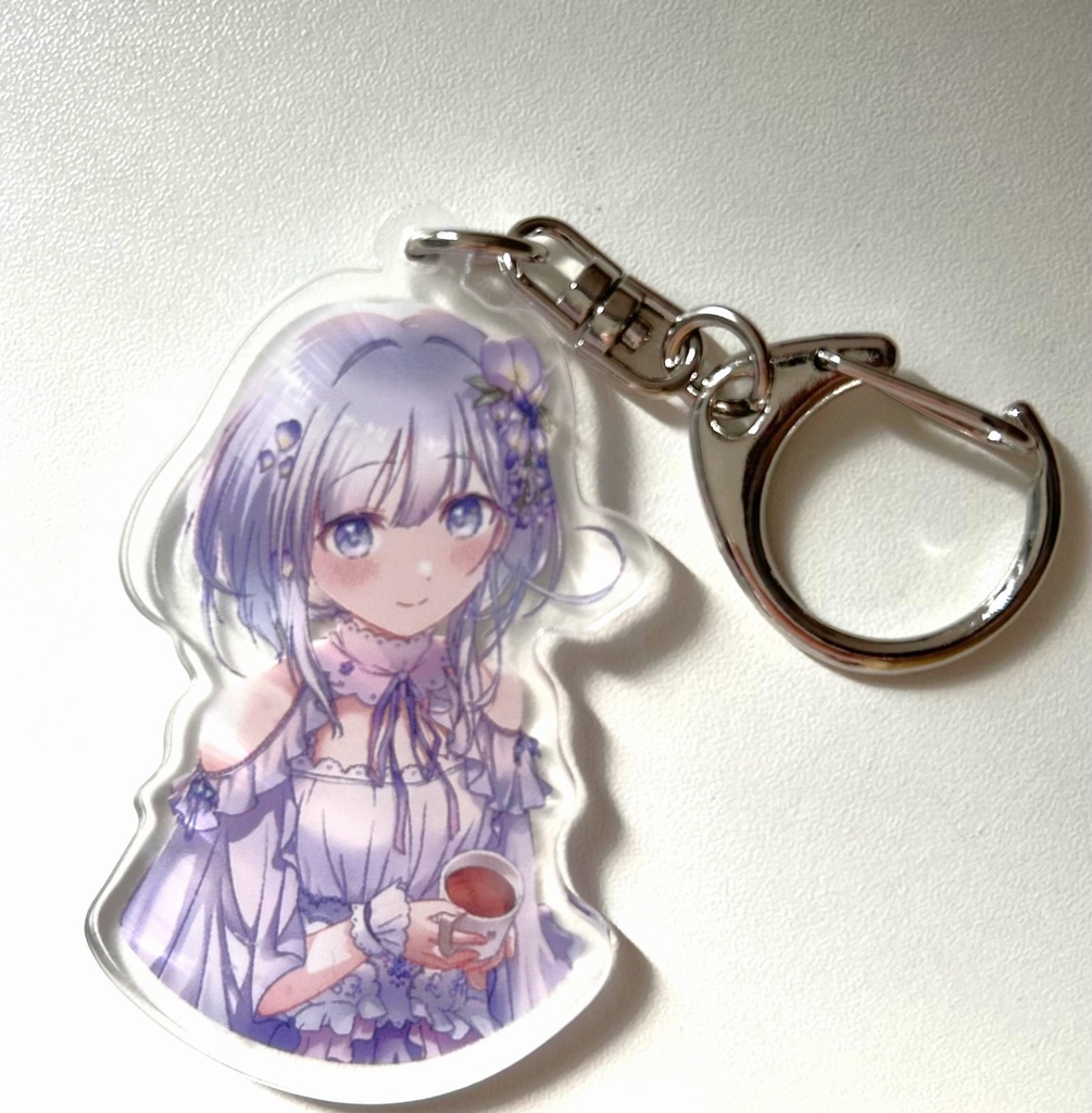 【1周年記念グッズ】アクリルキーホルダー（ソファーでお座り）