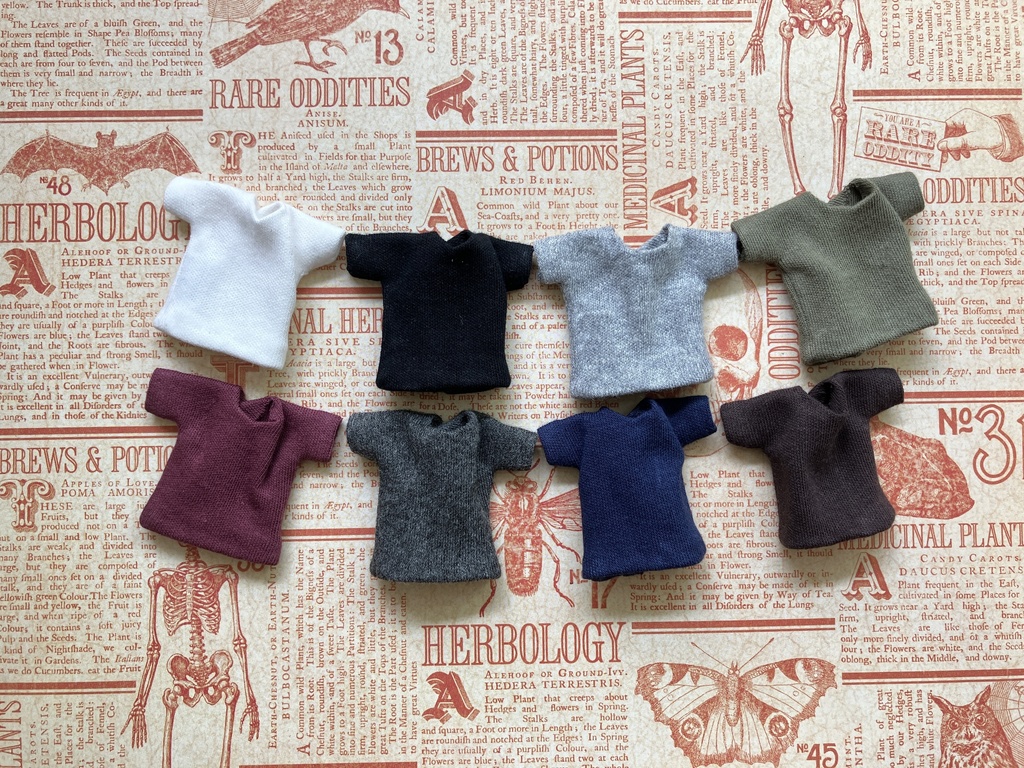 オビツ11&ねんどろいどどーるサイズ　無地半袖Tシャツ