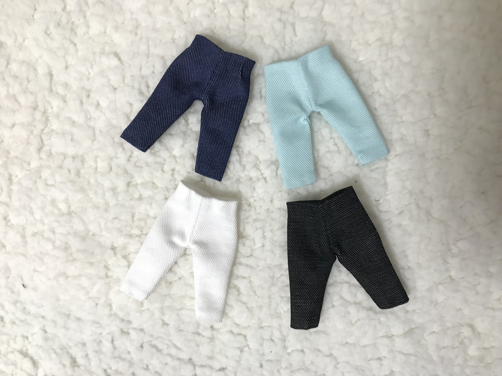 オビツ11&ねんどろいどどーる デニムパンツ
