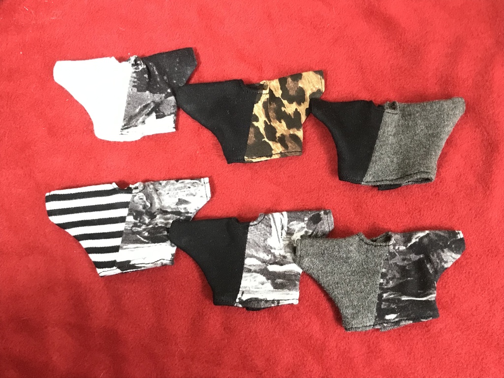 オビツ11&ねんどろいどどーる　カラーブロックゆるニットTシャツ