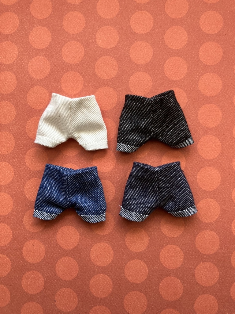 オビツ11&ねんどろいどーる　ショートデニムパンツ