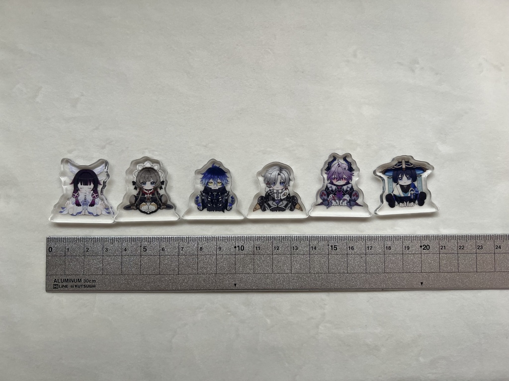 ミニ自立アクリルスタンド