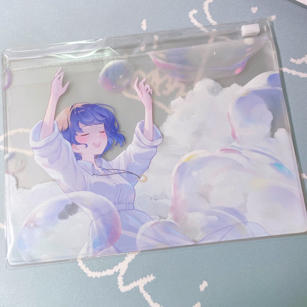 白日夢クリアポーチ