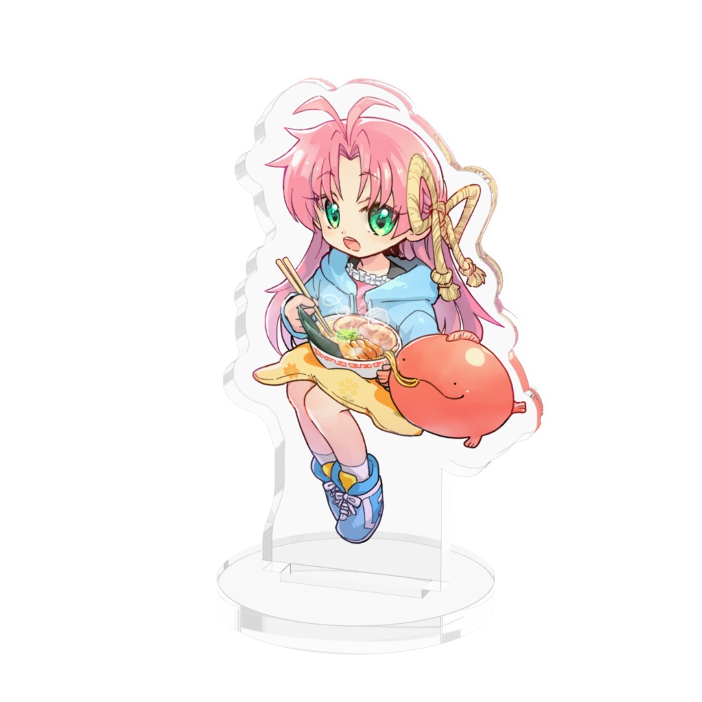 座ってラーメンを食べる女の子