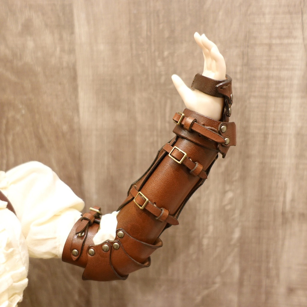 [受注生産] DD,DDdy（S/M/L胸）バンブレース(腕鎧)ガントレットセット 本革