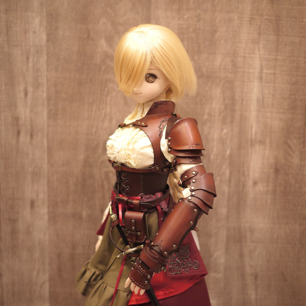 [受注生産] DD,DDdy（S/M/L胸）レザーショルダーアーマー 本革