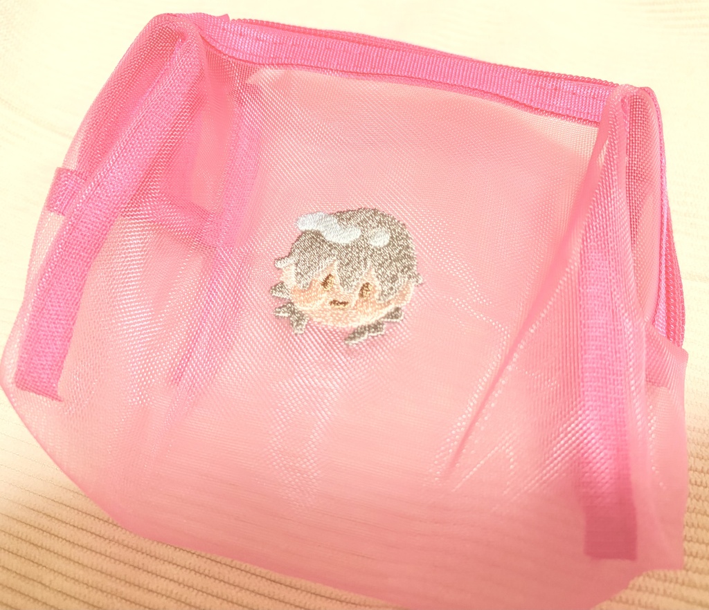 ましゅまろくになが刺繍ポーチ