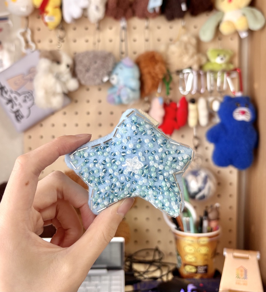 星型刺繍キーホルダー