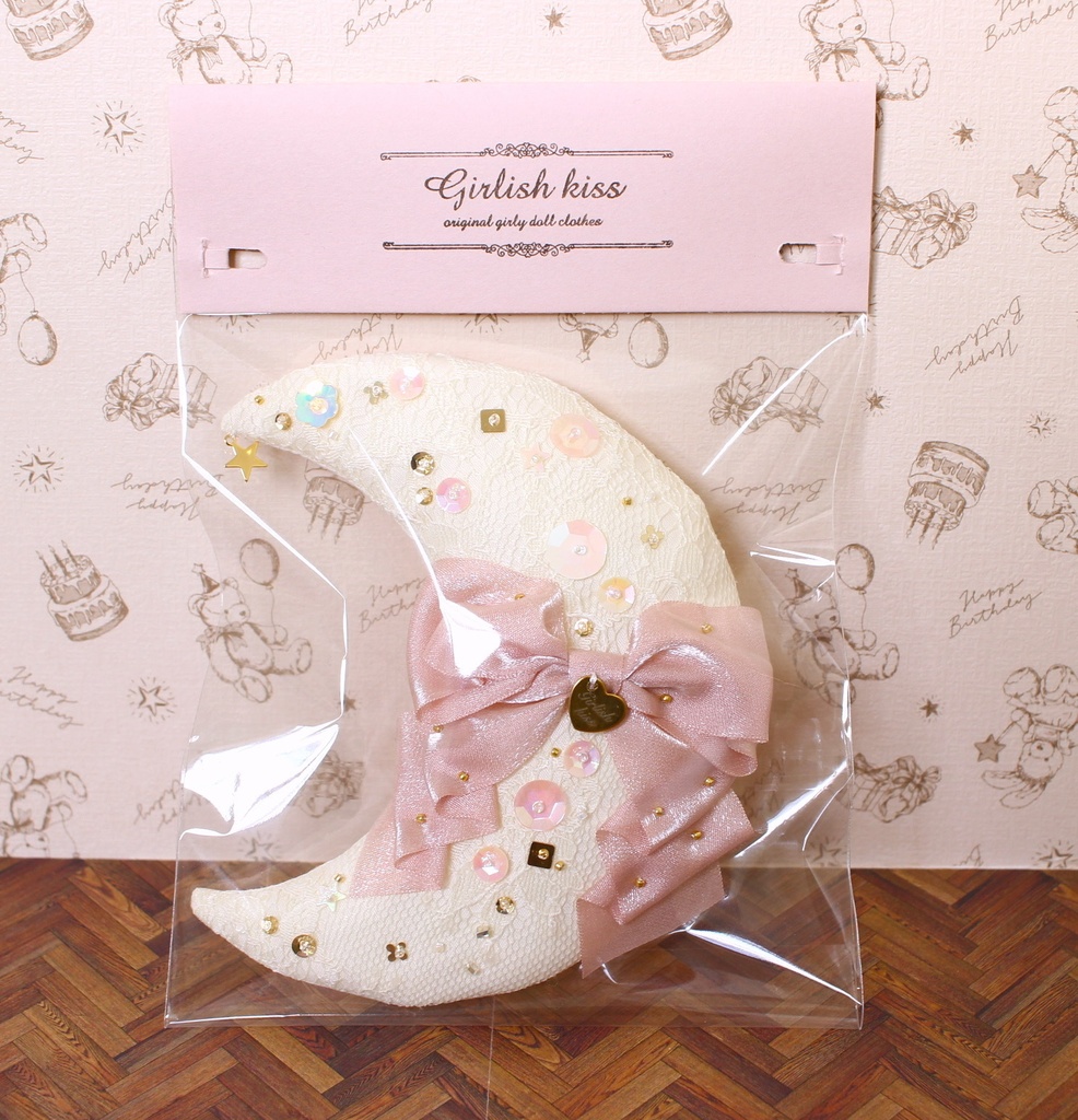 月クッション　ホワイト×ピンクリボン