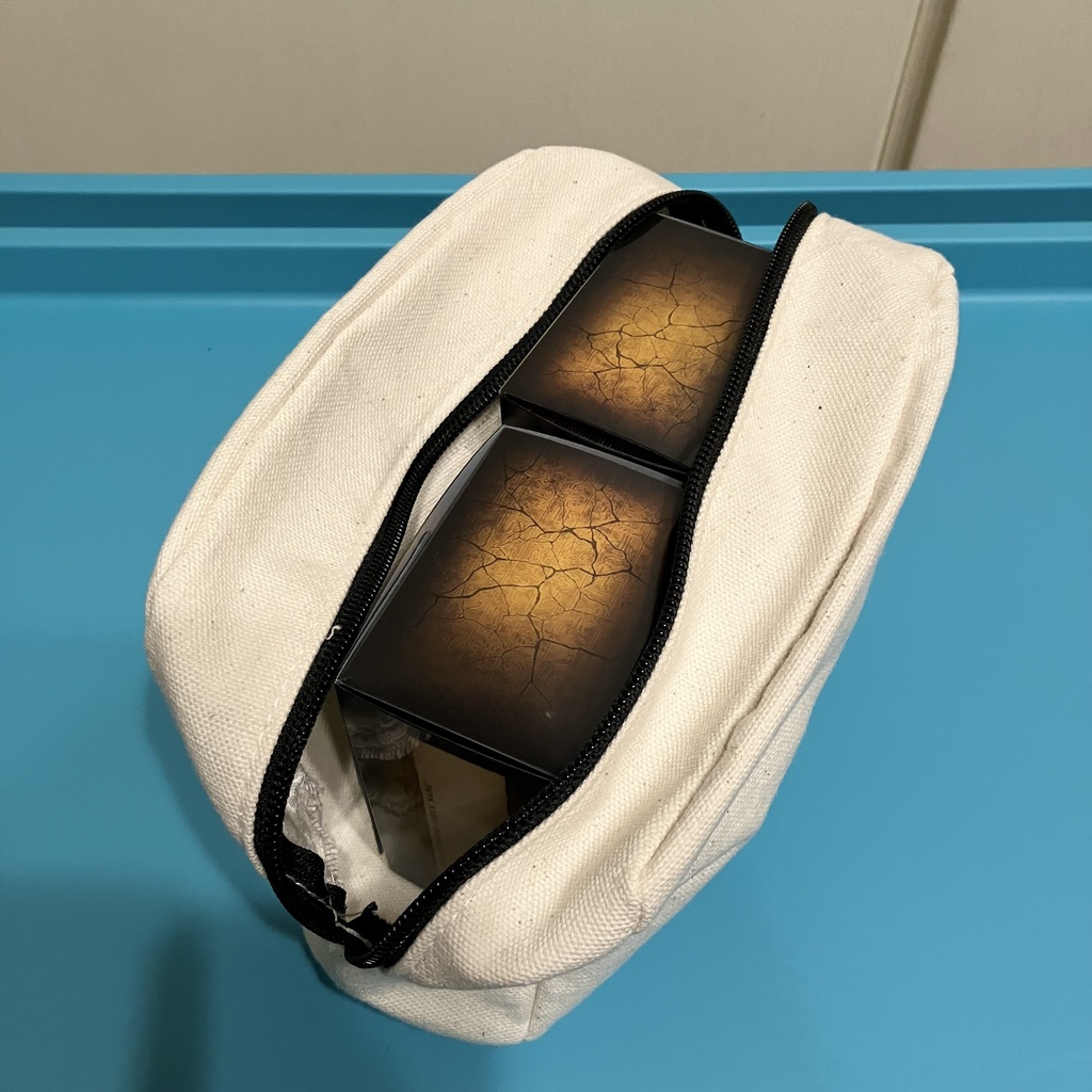 ゆるいサラマンの刺繍ポーチ②(大)