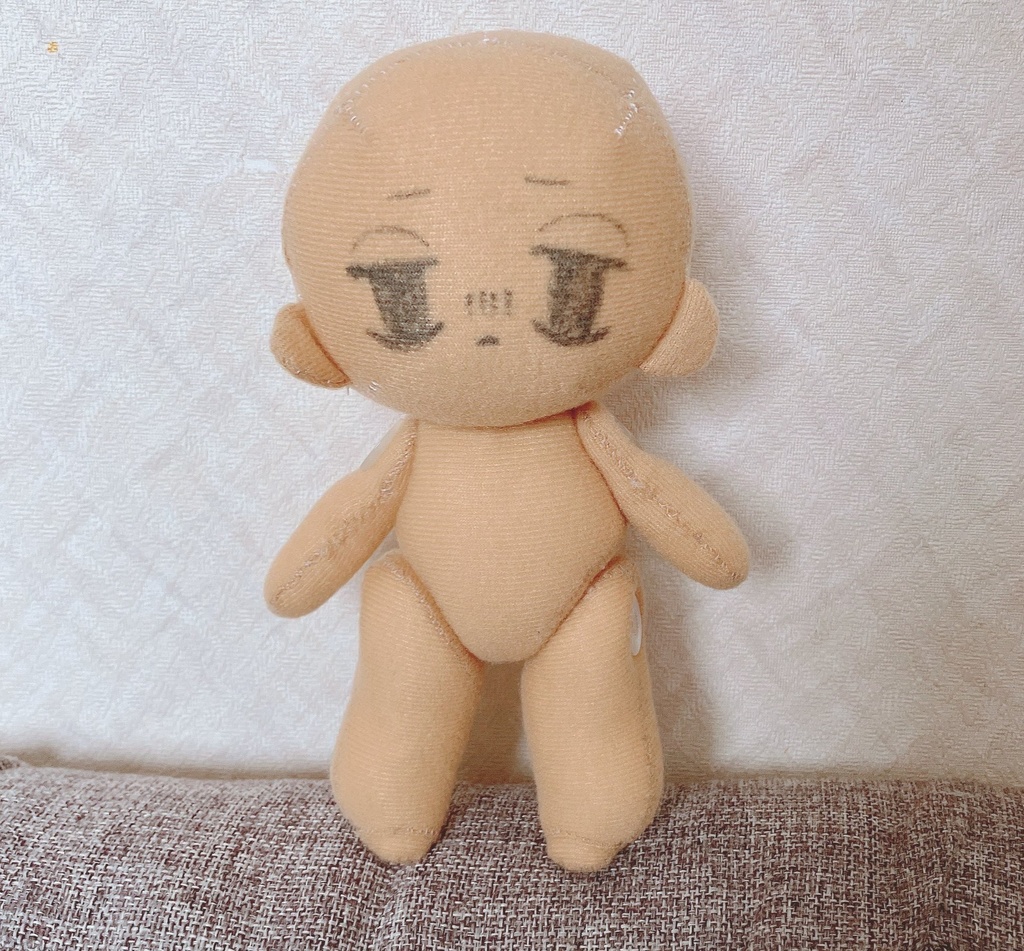 テディベアみたいに動かせる人型ぬいぐるみ