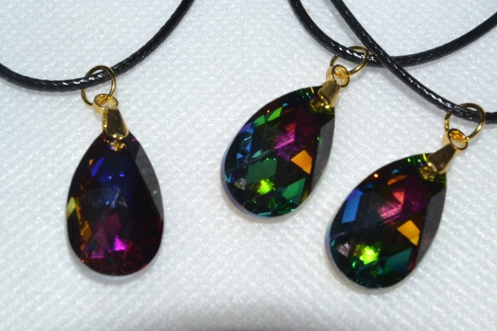 ウィクロス ルリグ、ルリグ色イメージ1粒物語スワロフスキーネックレス 黒ルリグイメージ