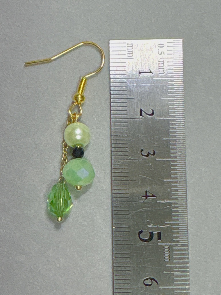 ピアス ミントグリーン 推し活