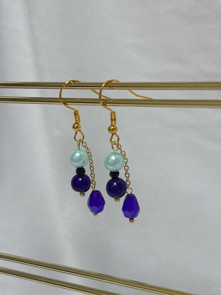 ピアス ディープブルー 推し活