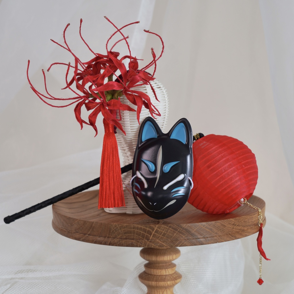 彼岸花のカチューシャと提灯