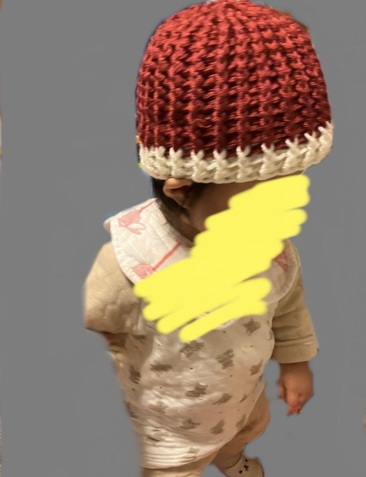 サンタさんカラーのニット帽(ベビー・キッズ)